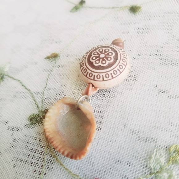 Power Amulet Handcrafted Sea Shell Lucky Charm - Picture 5 of 8